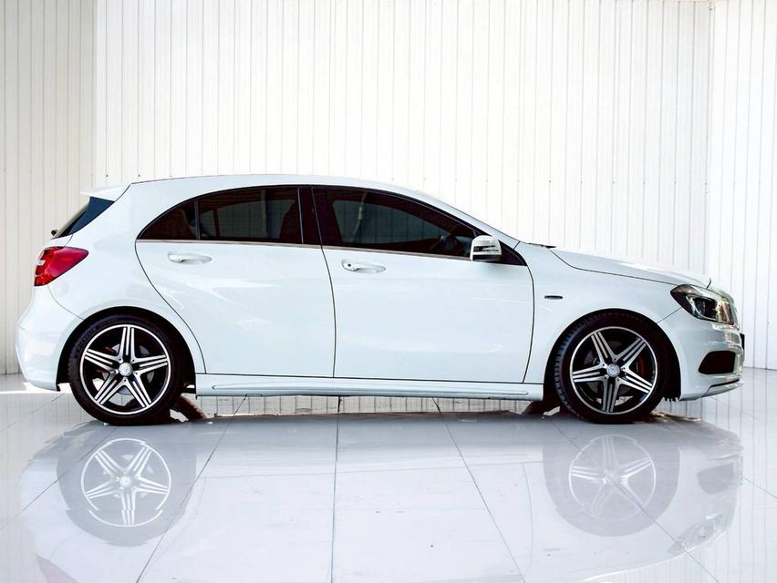 Benz A250 AMG Sport 2.0W176 Sport Hatchback ปี 2013 โฉม ปี 12-19 5