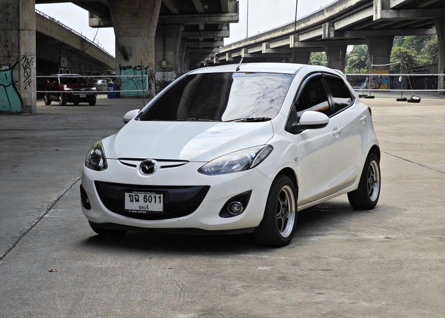 Mazda2 1.5 auto Sport Groove Hatchback ปี 2012  2