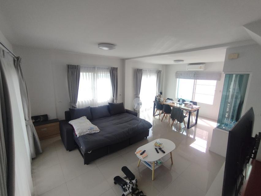 บ้านแฝด หมู่บ้านศุภาลัยเบลล่า รังสิตคลองสอง 16