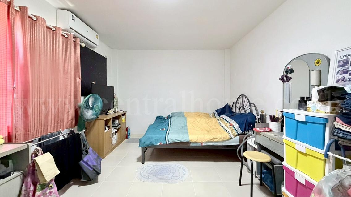 ทาวน์เฮ้าส์ เค.ซี. รามอินทรา 6 พระยาสุเรนทร์ 45 หน้าบ้านไม่ชนใคร 15