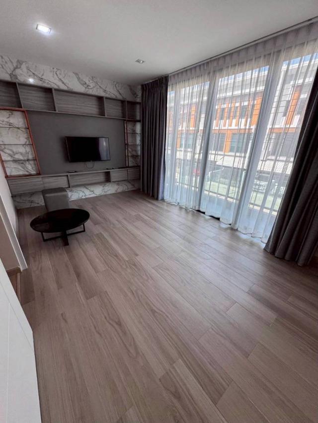 ให้เช่า Eigen Premium Townhome พัฒนาการ ใหม่ทำเลดี พร้อมเข้าอยู่ ถนนพัฒนาการตัดใหม่ 3 นอน 4 น้ำ 25 ตร.ว. 3