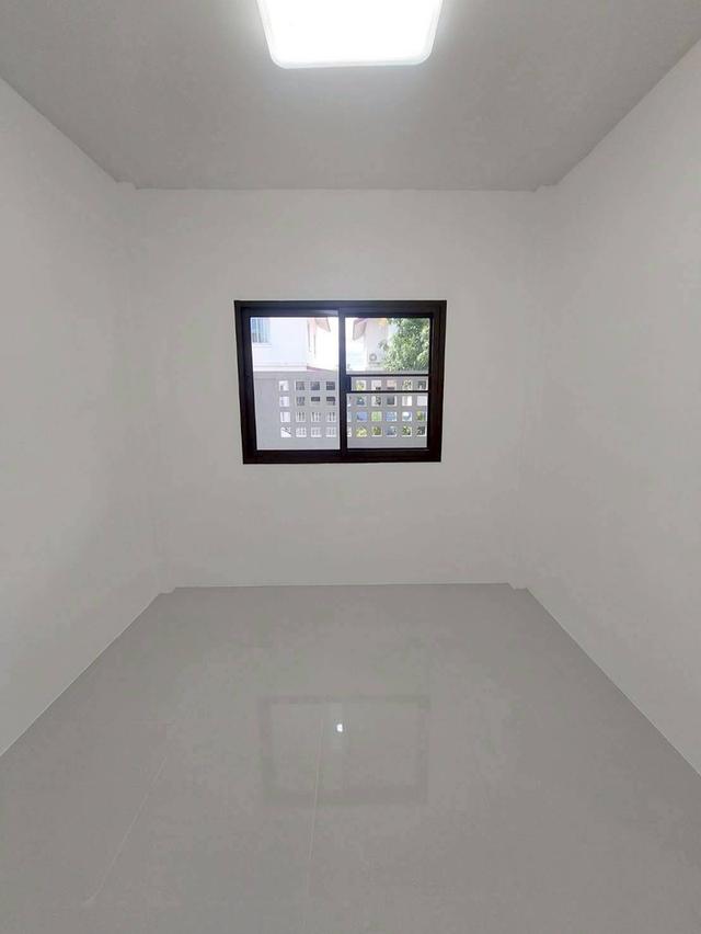 หมู่บ้านอมรพันธ์ เลียบวารี 13