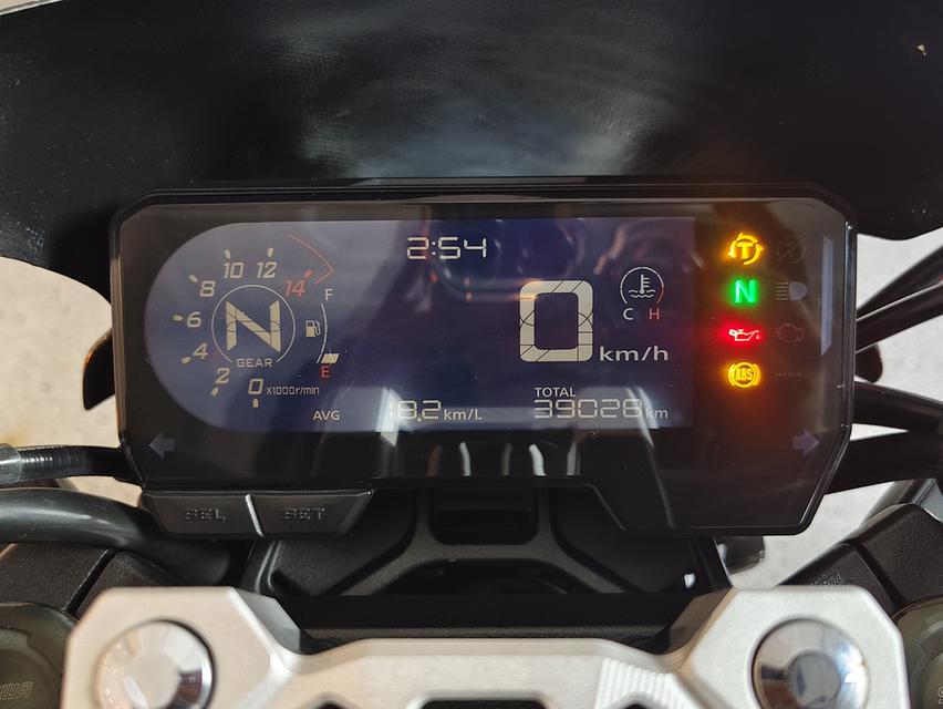 เพียวคาร์บอนทั้งคัน HONDA CB650R รถกลางปี 2019 มือเดียว ทรงดี‼️ รูปที่ 10