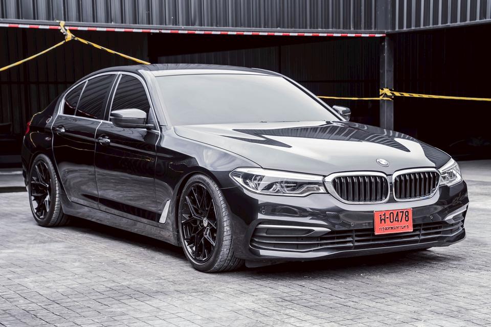 รหัสรถ 67GG6561 BMW 530i g30 ปี2017 น้ำมันล้วน