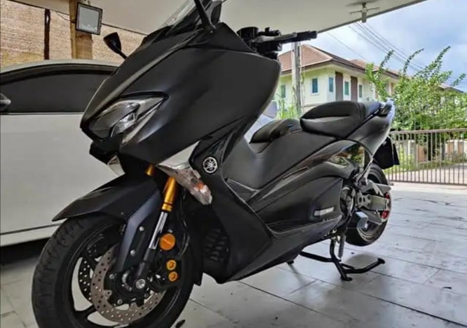 Yamaha Tmax 530sx 4