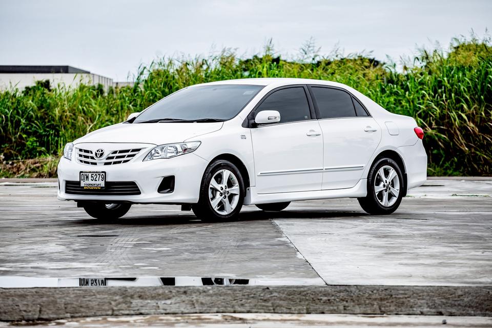 Toyota Altis 1.8G ปี 2011 เกียร์ออโต้ สีขาว สวยสภาพดี 10