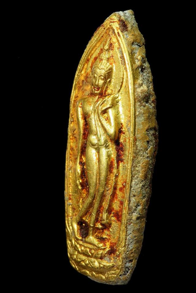 พระเนื้อว่านหน้าทอง เปิดจ้า รูปที่ 2