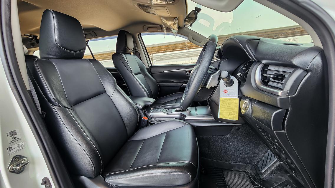 TOYOTA Fortuner 2.4 Leader G 6A/T ปี 2023 รูปที่ 12