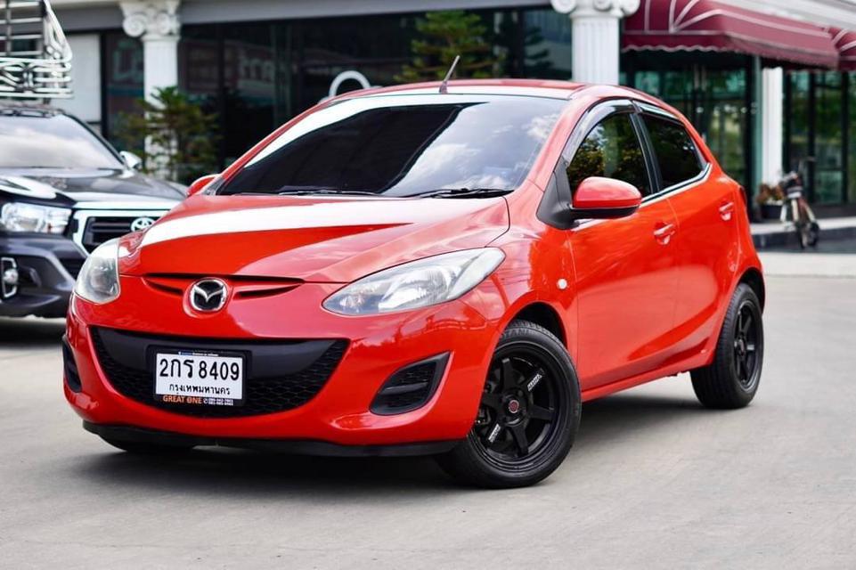 Mazda2 1.5 Sprint 5 door ปี 2013 สีแดงร้อนแรงดั่งไฟเยอร์ 🔥 1