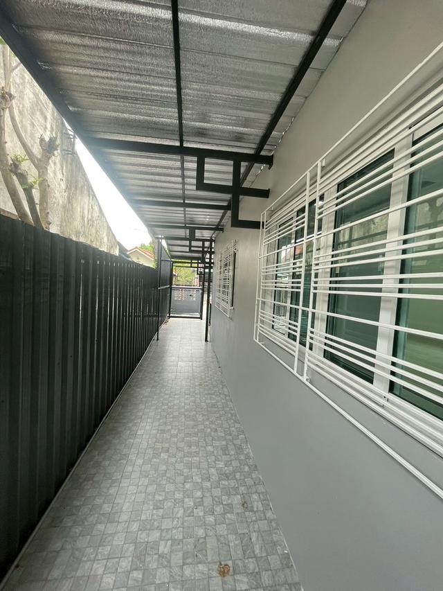 ขาย : บ้านเดี่ยว ชั้นเดียว เนื้อที่ 61 ตรว.  หมู่บ้านวนาทิพย์ ถนนประชาร่วมใจ 19  6