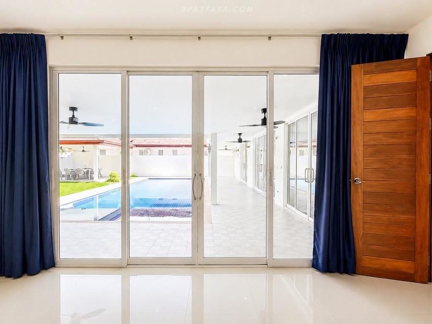For Rent — Executive Pool Villa in Prime Family NeighborhoodLovely executive pool villa for rent in a quiet and convenient neighborhood. 6