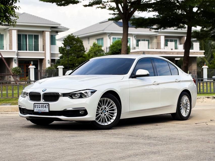 🆕 มาใหม่ รุ่นนิยม 320d F30 LCI โฉมใหม่ ดีเซล ไปไวแน่นอน งบ 5 แสนกว่าๆ รีบ