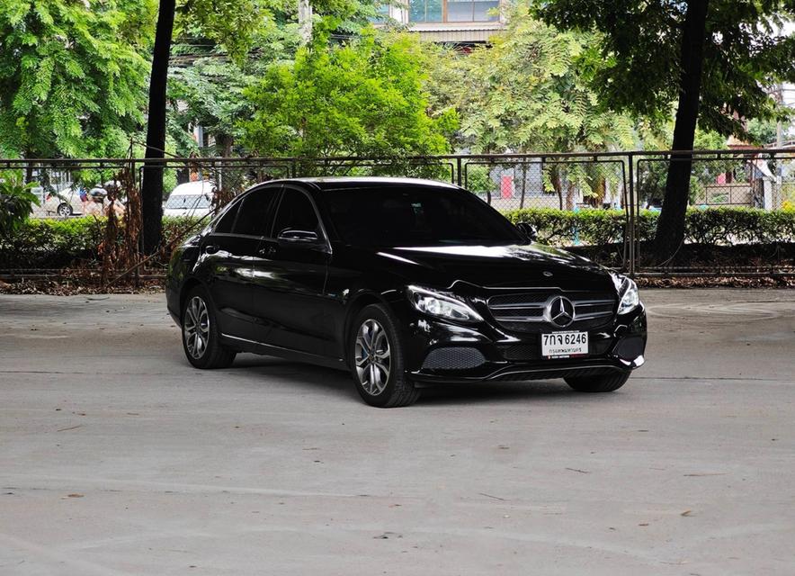 Mercedes Benz C350e W205 ปี 2017 จดปี 2018