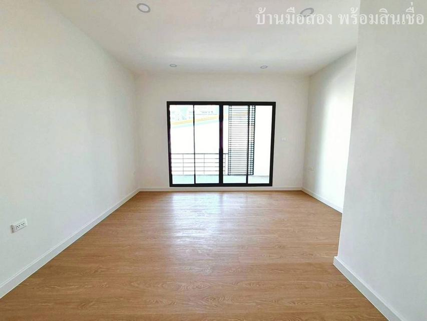 โครงการซิกเนเจอร์ ถนนวัชรพล 17