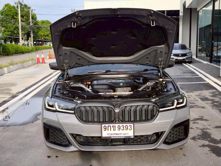 รหัสรถ KPV9393 2021 BMW 530e 2.0 LCI Msport
