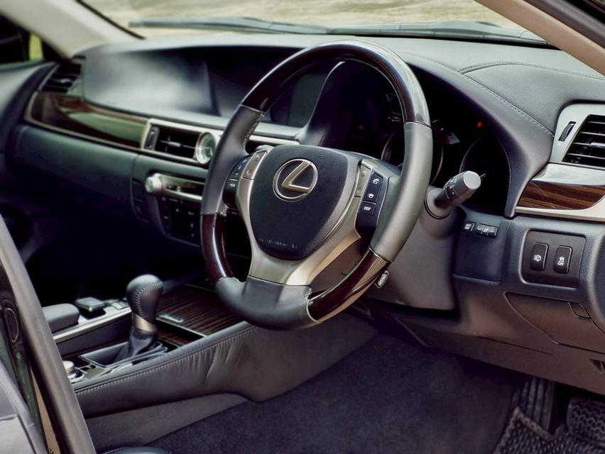 Lexus GS 300h Luxury ปี 2015 ไมล์ 73,001 km. 9