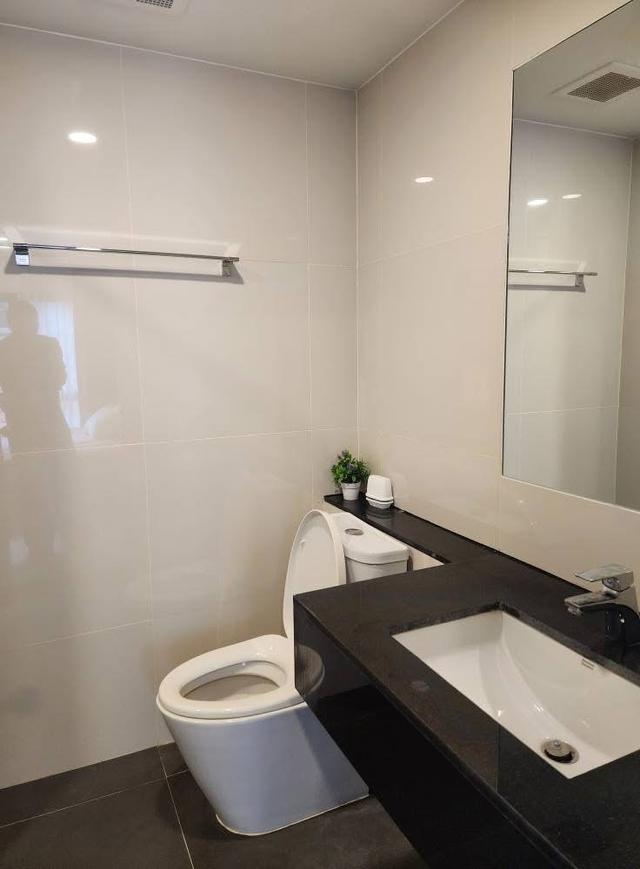 Dolce Lasalle condominium 3 rd floor 14
