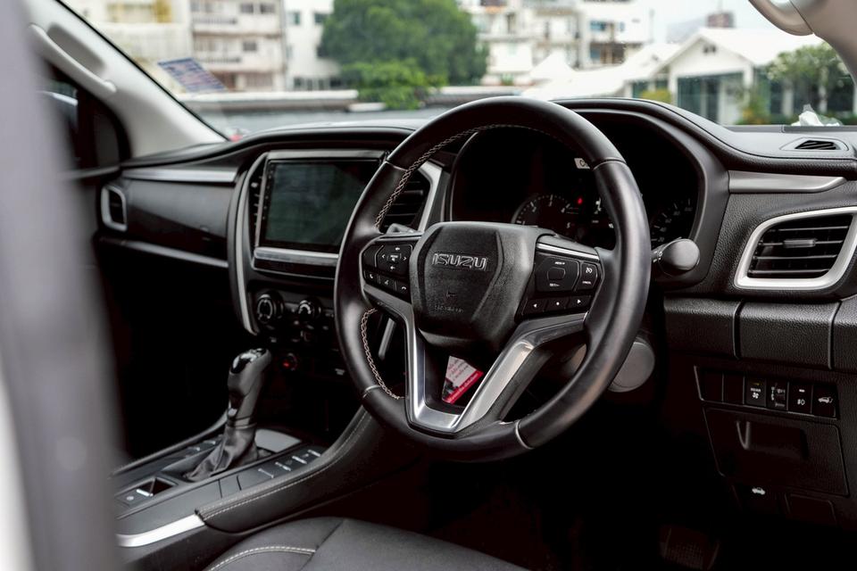 รหัสรถ CBL3269 ISUZU MU-X 1.9 Active AT 2022 9