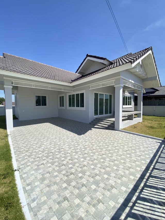 บ้านเดี่ยว 3ห้องนอน 2ห้องน้ำ 2ที่จอดรถ 2