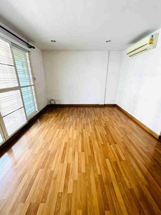 1 B1035 ทาวน์โฮม 3ชั้น บ้านกลางเมืองเออร์บาเนี่ยนพระราม 9-ลาดพร้าว ซอยลาดพร้าว84 2