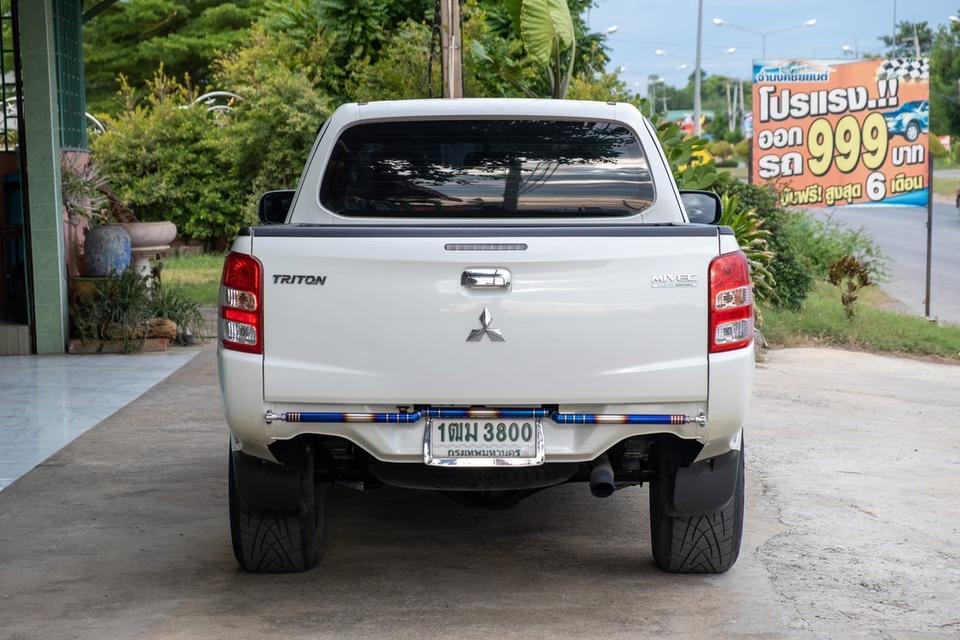 MITSUBISHI TRITON PLUS 2.4 GLS (Navi) Top 7