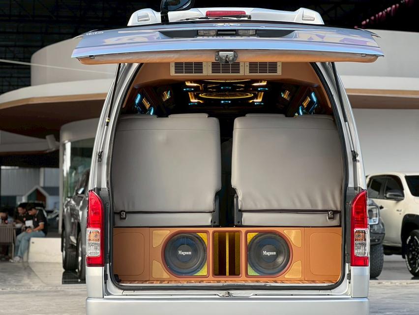 ปี 2016 TOYOTA COMMUTER, 3.0 D4Dยางใหม่ปี 2025 ดอกหนาๆ ป้ายฟ้าแท้ ไม่เคยวิ่งป้ายเหลือง 14