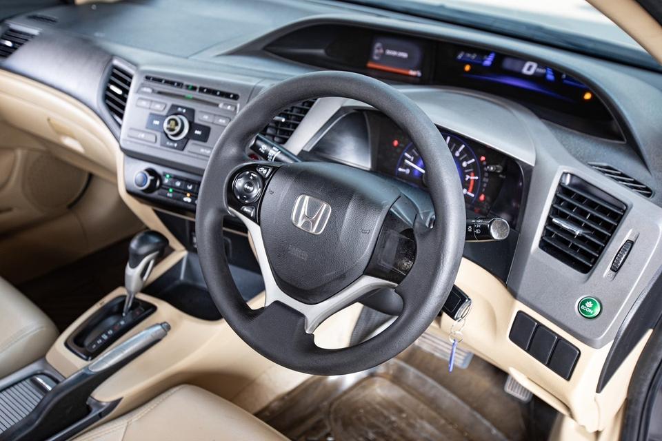 Honda Civic Fb 1.8S สีเทา ปี 2013 เกียร์ออโต้  13
