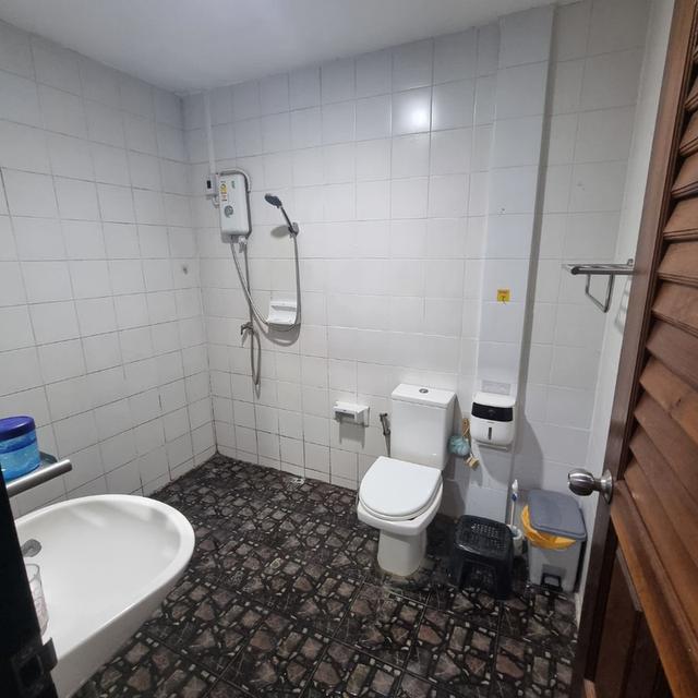 ทาวน์เฮ้าส์ 2 ชั้น ถนนสุขาภิบาล 5 ซอย 25 เข้าซอยมา 100 เมตร 9