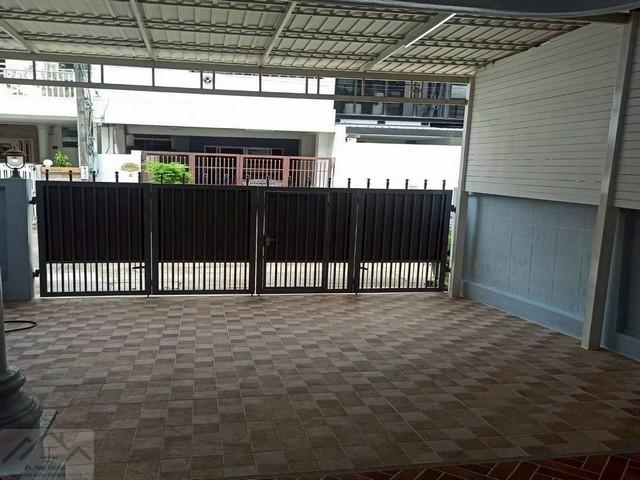 ขายทาวน์โฮม 3 ชั้น 36 ตรว. 4 ห้องนอน หมู่บ้าน 84 แมนชั่น ซอยประดิษฐ์มนูธรรม 5 ลาดพร้าว 84 เลียบด่วน 7