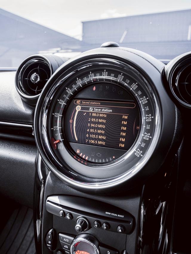 รหัสรถ 67GG1318 Mini CooperSD Countryman 2015 DIESEL 11