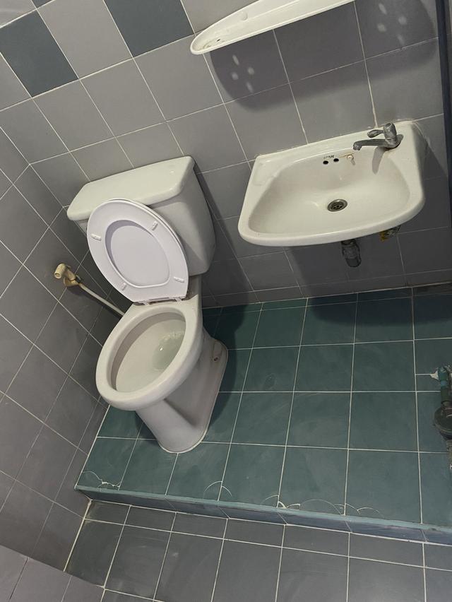 คอนโดมีเนียมย่านลาดพร้าว 8