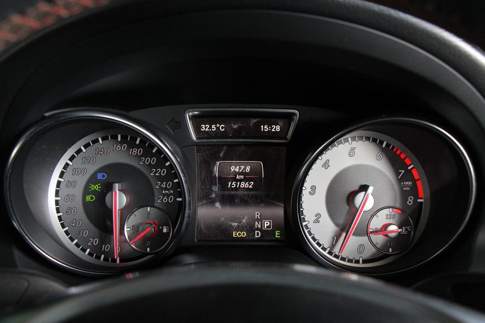 รหัสรถ TKG185 MERCEDES BENZ CLA250 2.0 AMG DYNAMIC ปี 2014 11