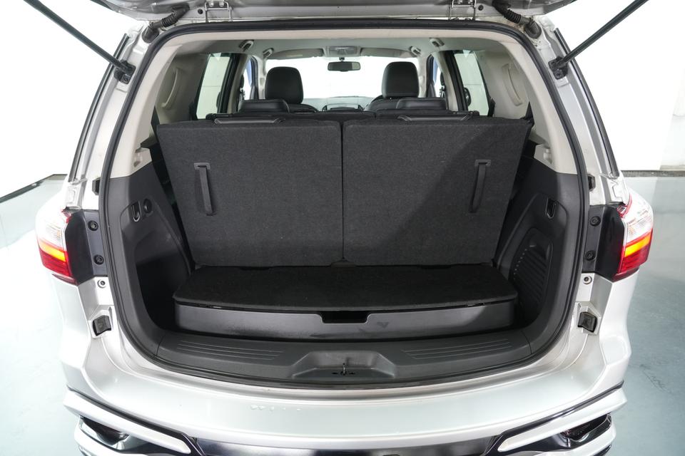 2020 ISUZU MU-X 3.0 THE ONYX SUV สีเทา เลขไมล์ 162728 กม. 7