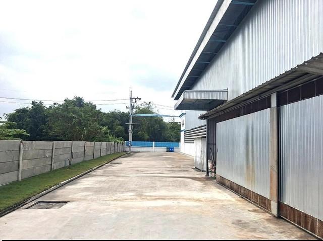 ขายโรงงานบ้านบึงชลบุรี ขายโรงงานเนื้อที่ 2 ไร่พื้นที่สีเหลือง มีใบรง 4 โรงฉีด โรงแม่พิมพ์ พื้นที่อาคาร: 1067 ตารางเมตร 2