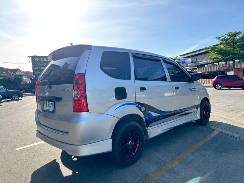 Toyota Avanza 1.5 E ปี2011ราคา 158,000บาท ขายสด รูปย่อยที่ 3