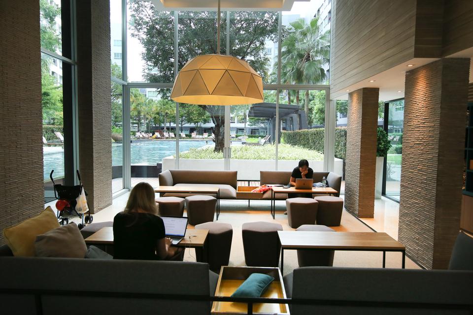 คอนโดมิเนียม สุขุมวิท64 วิวสระน้ำขนาดใหญ่ 9