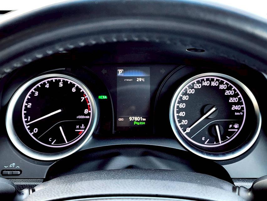 Toyota Camry 2.0G ปี19 8