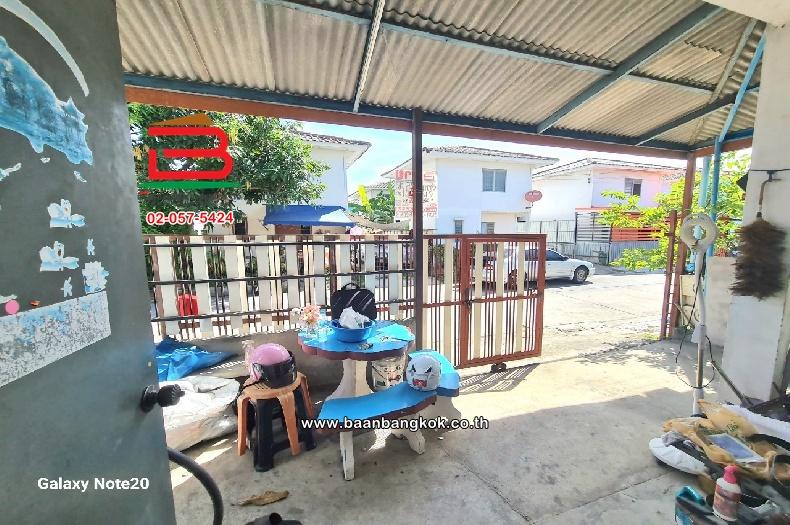 บ้านเดี่ยว บ้านเอื้ออาทร ลาดหลุมแก้ว เนื้อที่ 22.5 ตร.ว ตำบลระแหง อำเภอลาดหลุมแก้ว จังหวัดปทุมธานี