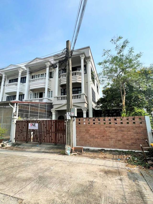 อาคารพาณิชย์ 3 ชั้น เนื้อที่ 36.3 ตร.ว. ซอยประชาอุทิศ 12 ถนนประชาอุทิศ แขวงราษฎร์บูรณะ เขตราษฎร์บูรณะ กรุงเทพมหานคร 2