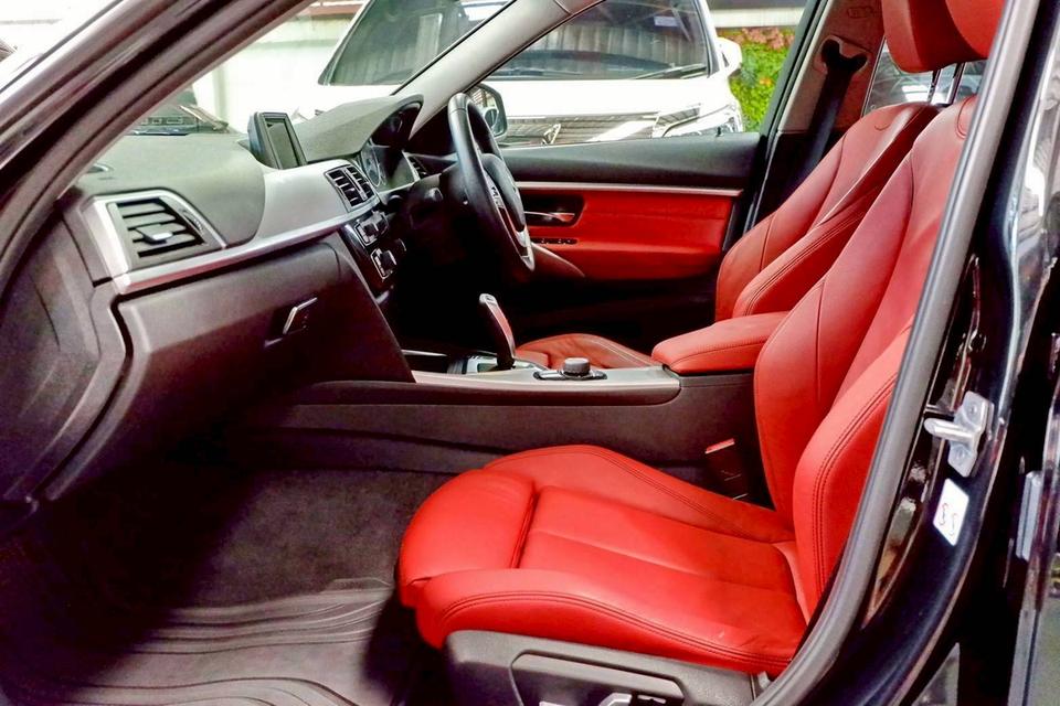 Bmw 330e iconic f30 ปี 2017 จด 2018 9