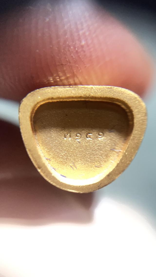 รูปหล่อหลวงปู่ทวด รุ่น111ปี กระทรวงกลาโหม ทองคำ พิมพ์ใหญ่ ปี2540 พิธีใหญ่ อ.นอง พร้อมกล่อง รูปย่อยที่ 3