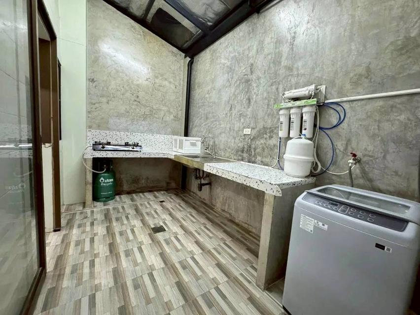 ให้เช่าทาวน์โฮม 3 ชั้น ลาดพร้าว – รัชดา ขนาด 30 ตร.ว. 4 ห้องนอน ทำเลดี