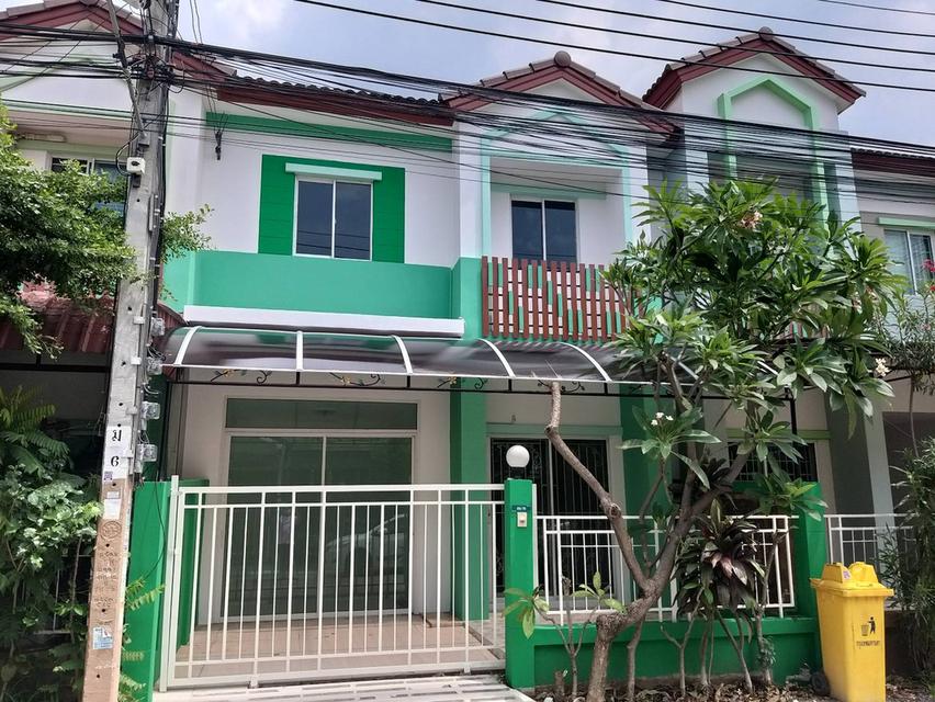 ทาวน์เฮ้าส์ 2 ชั้น 17.1 ตร.ว. หมู่บ้านไลโอ วงแหวน - รามอินทรา ใกล้แฟชั่นไอส์แลนด์ 1