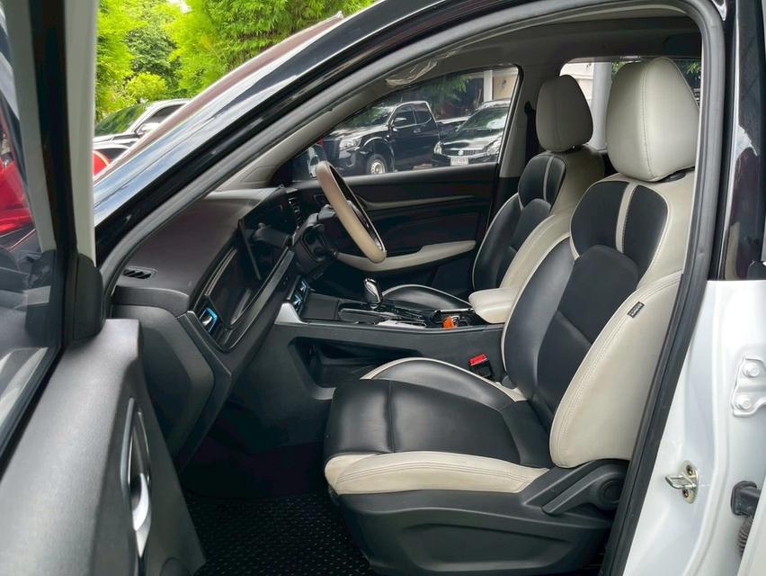  รถMG VS TOP 1.5 X SUNROOF AUTO ปี 2024 SUV สุดล้ำ ดีไซน์โฉบเฉี่ยว เทคโนโลยีจัดเต็ม  จุดเด่นไมล์แท้ 22,xxx โล ~เครื่องยนต์เบนซิน 1.5 Hybrid  12