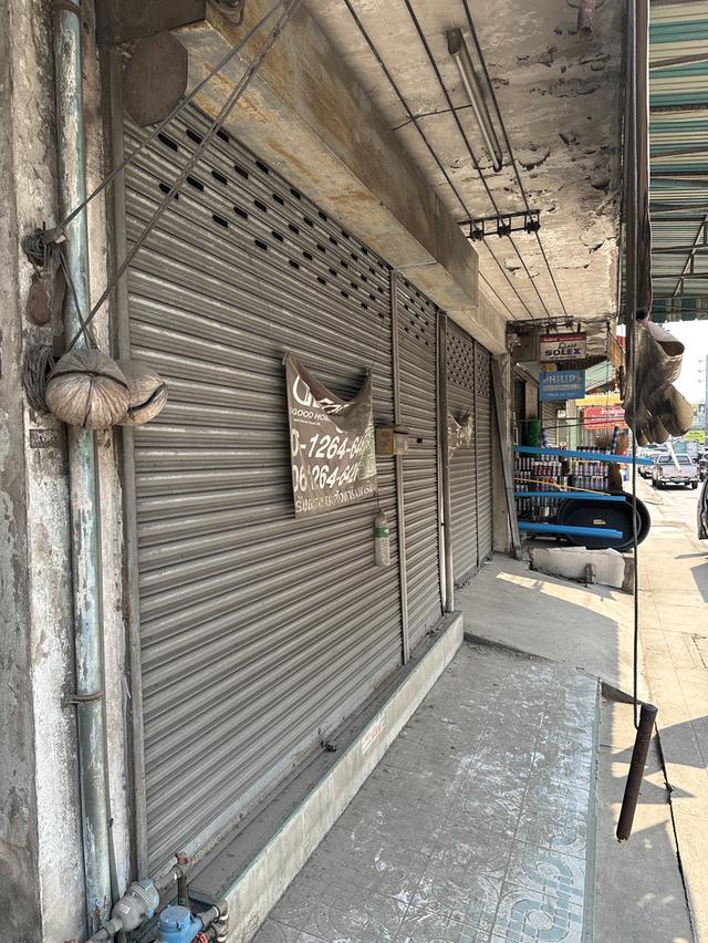 อาคารพาณิชย์ ซอยเพชรเกษม 81 1