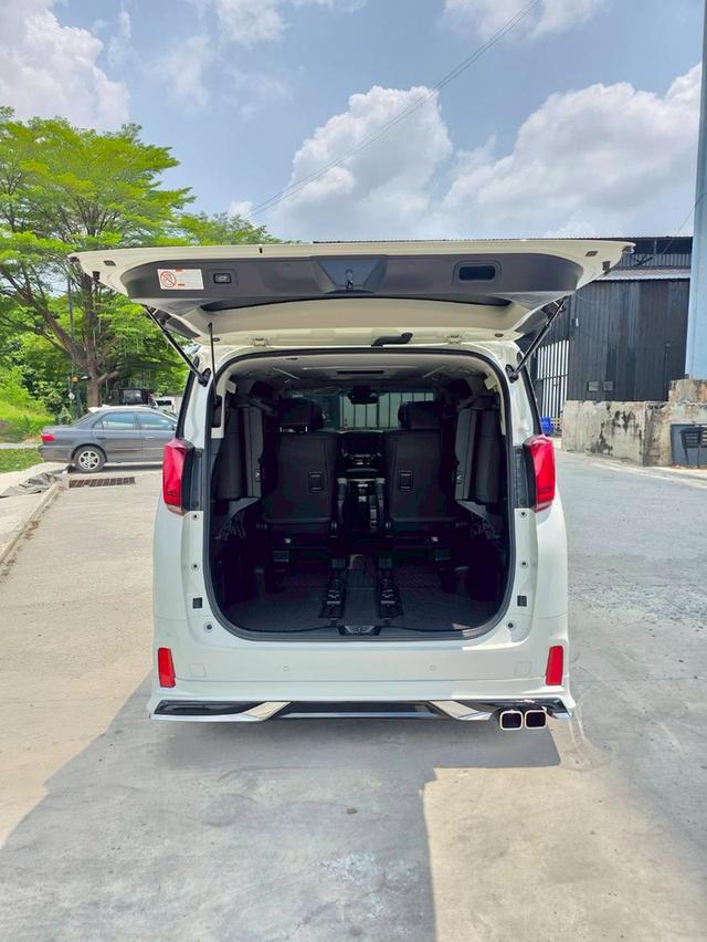 Toyota ALPHARD 2.5SC PACKAGE  สีขาว ปี 2023 ไมล์ 40,000 กม. รูปที่ 6
