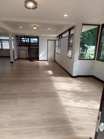 ให้เช่าบ้านเดี่ยวหลังใหญ่ เนื้อที่ 143 ตร.ว.หมู่บ้านสวนสน รามคำแหง 60 รีโนเวทใหม่! ใกล้ BTS สายสีส้ม & เดอะมอลล์บางกะปิ 3