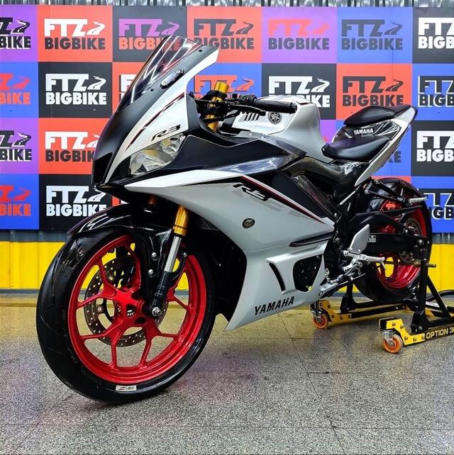 Yamaha YZF-R3 สีเทา ปี 2021 2