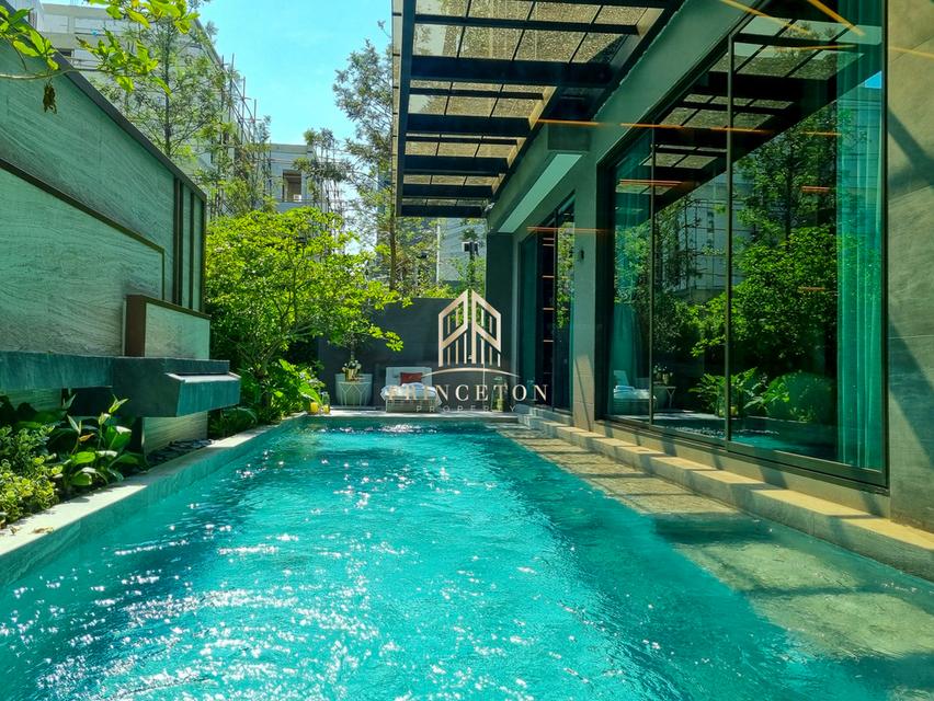 𝟵𝟱𝗘𝟭 ไนน์ตี้ไฟว์ อีสต์วัน  Ultra Luxury Residence เลียบทางด่วนเอกมัย-รามอินทรา  เดินทางไปทองหล่อและเอกมัยเพียง 15 นาที 6