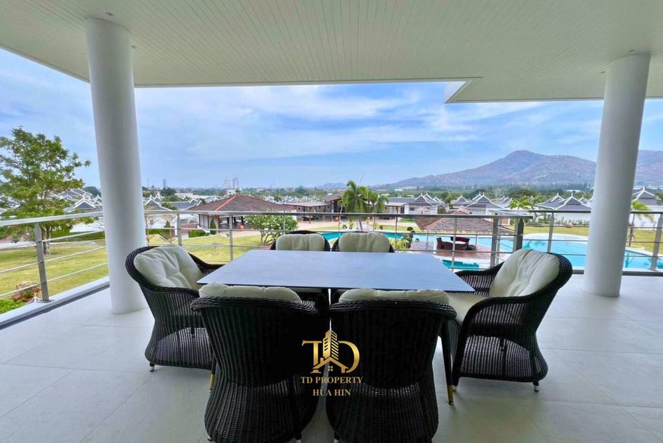 FOR RENT  3 Bedrooms 3 Bathrooms 10